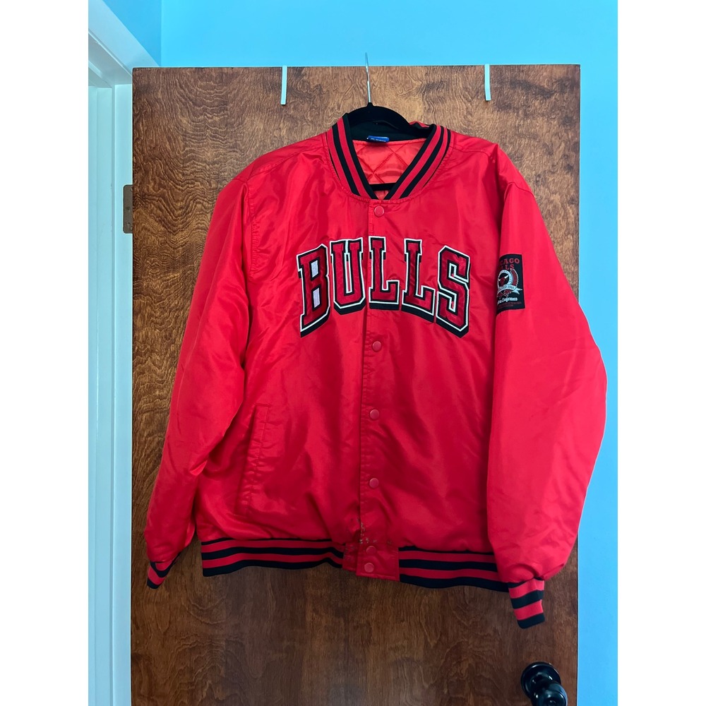 Vintage Chicago Bulls Bomber Jacket Mens L Red Fair NBA Varsity Satin Patch